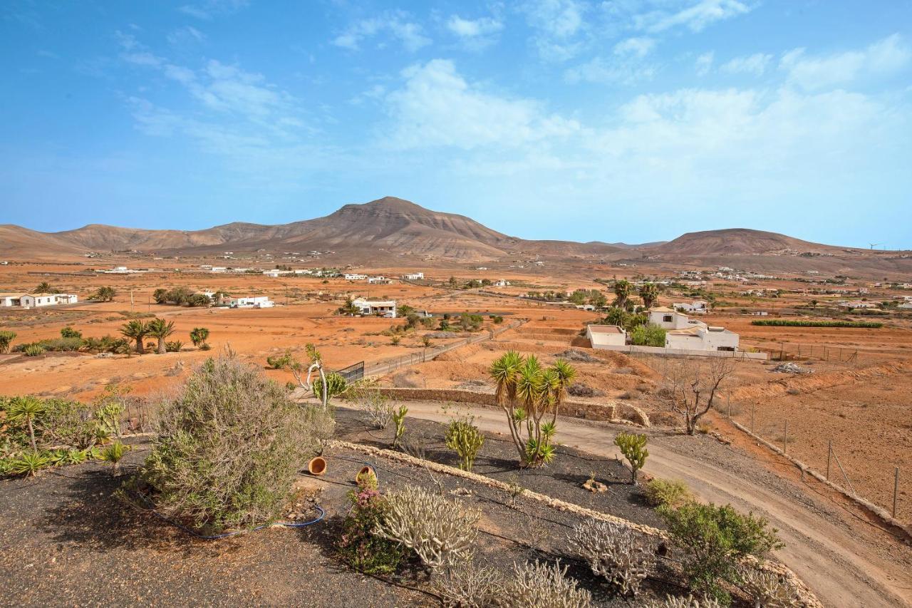 La Higuerita De Tetir Villa ภายนอก รูปภาพ